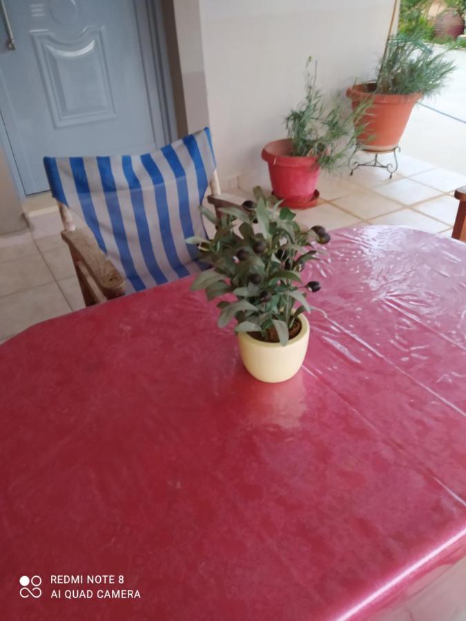 Ozena Countryside Apartment Vromonérion Dış mekan fotoğraf
