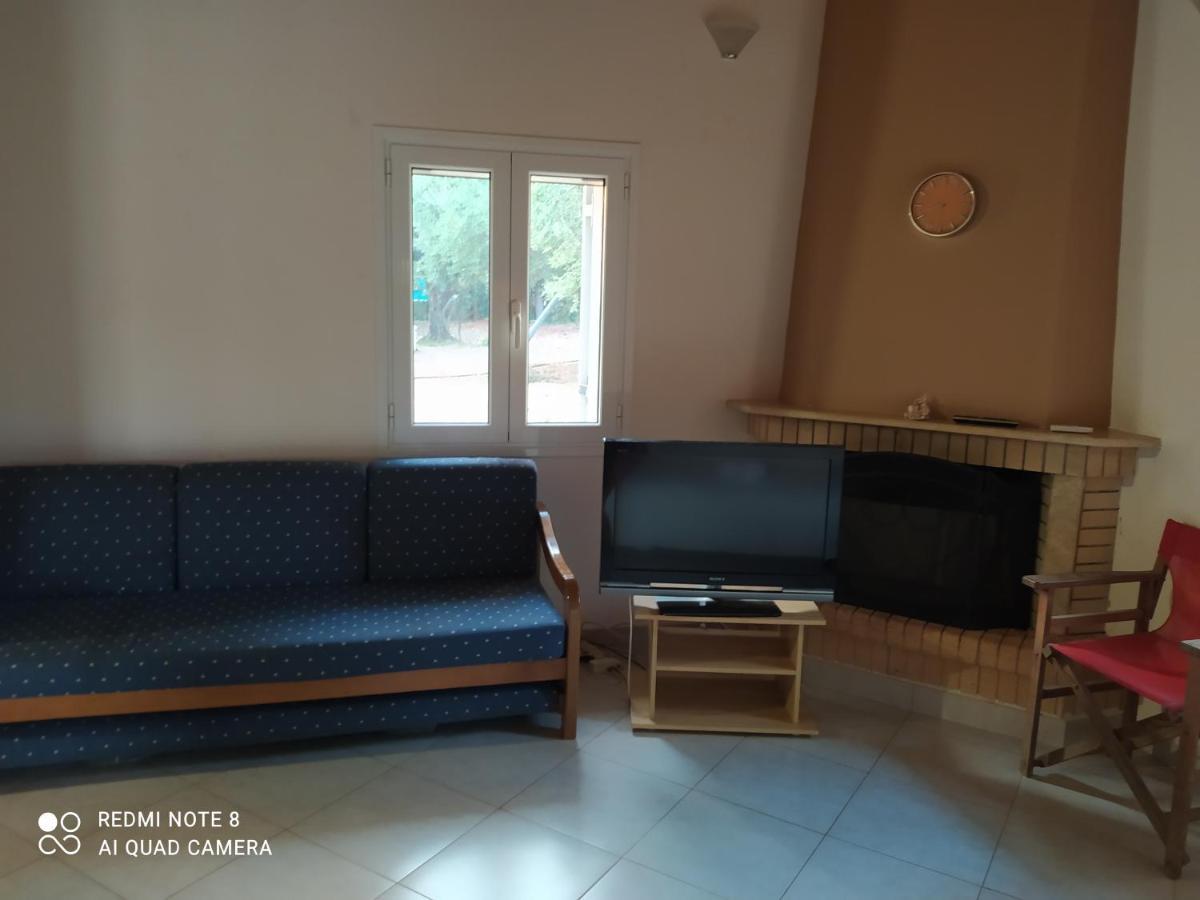 Ozena Countryside Apartment Vromonérion Dış mekan fotoğraf