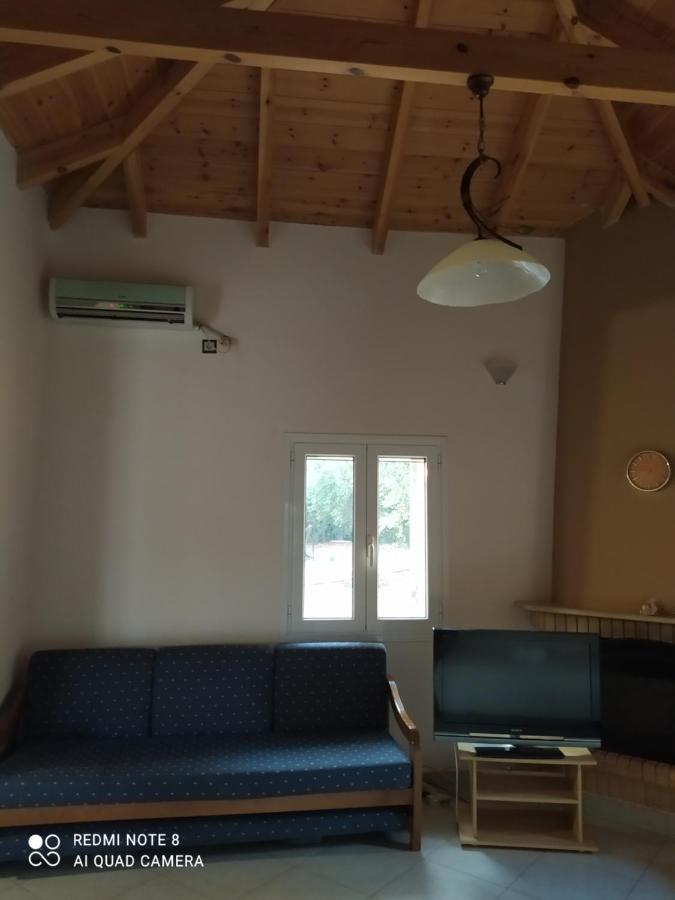 Ozena Countryside Apartment Vromonérion Dış mekan fotoğraf