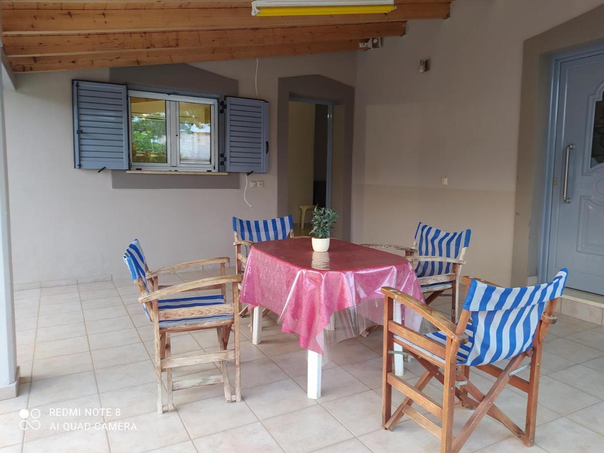 Ozena Countryside Apartment Vromonérion Dış mekan fotoğraf