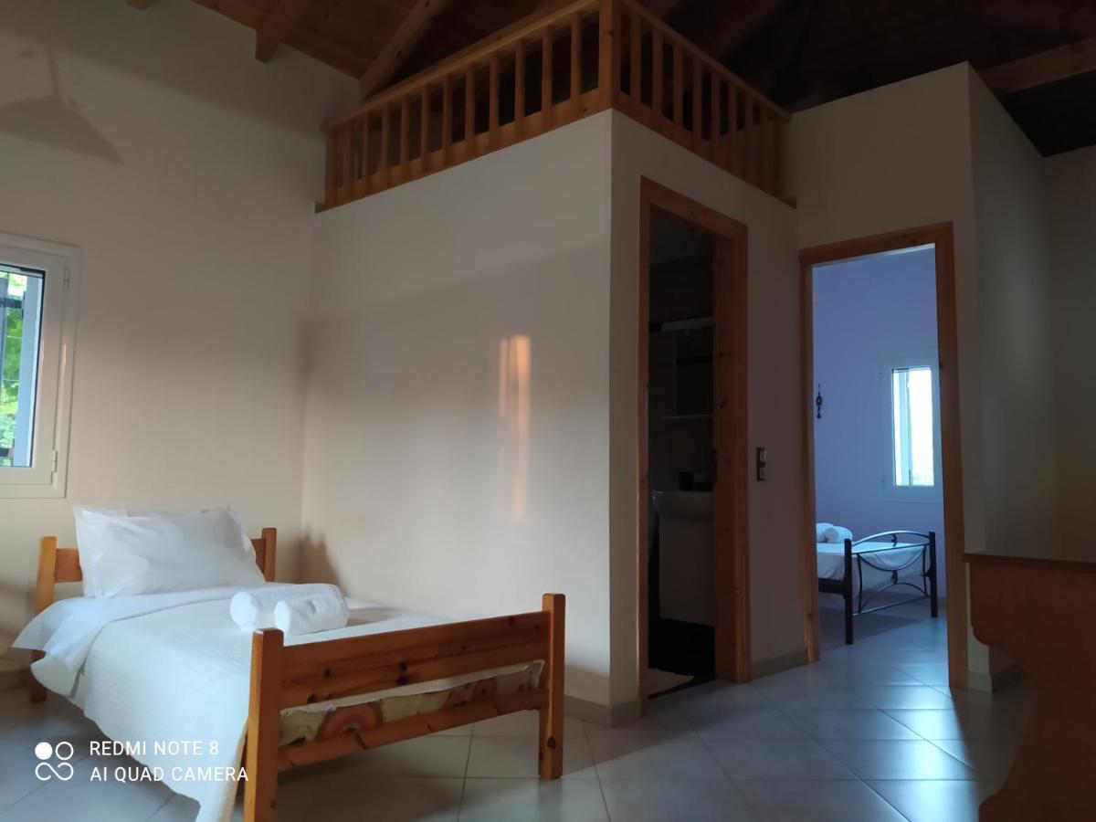 Ozena Countryside Apartment Vromonérion Dış mekan fotoğraf