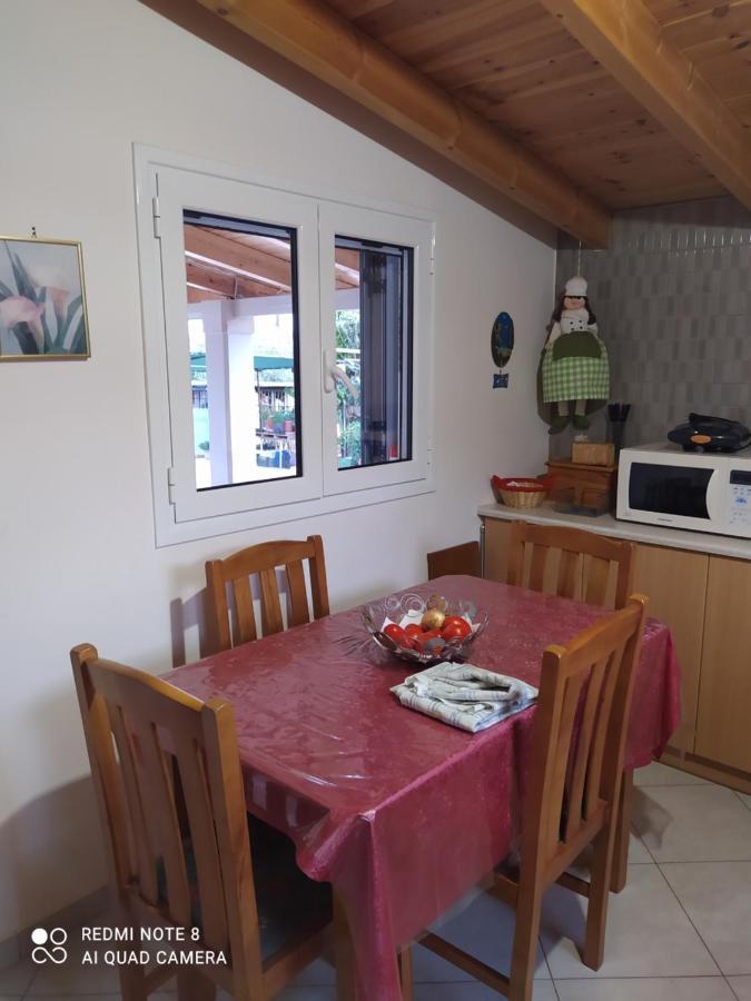 Ozena Countryside Apartment Vromonérion Dış mekan fotoğraf